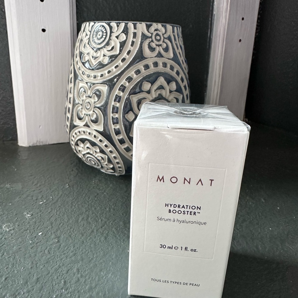Monat Hydration Booster Serum